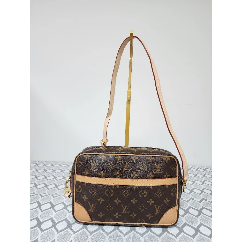 Louis Vuitton Monogram Canvas Trocadero 27 Bag